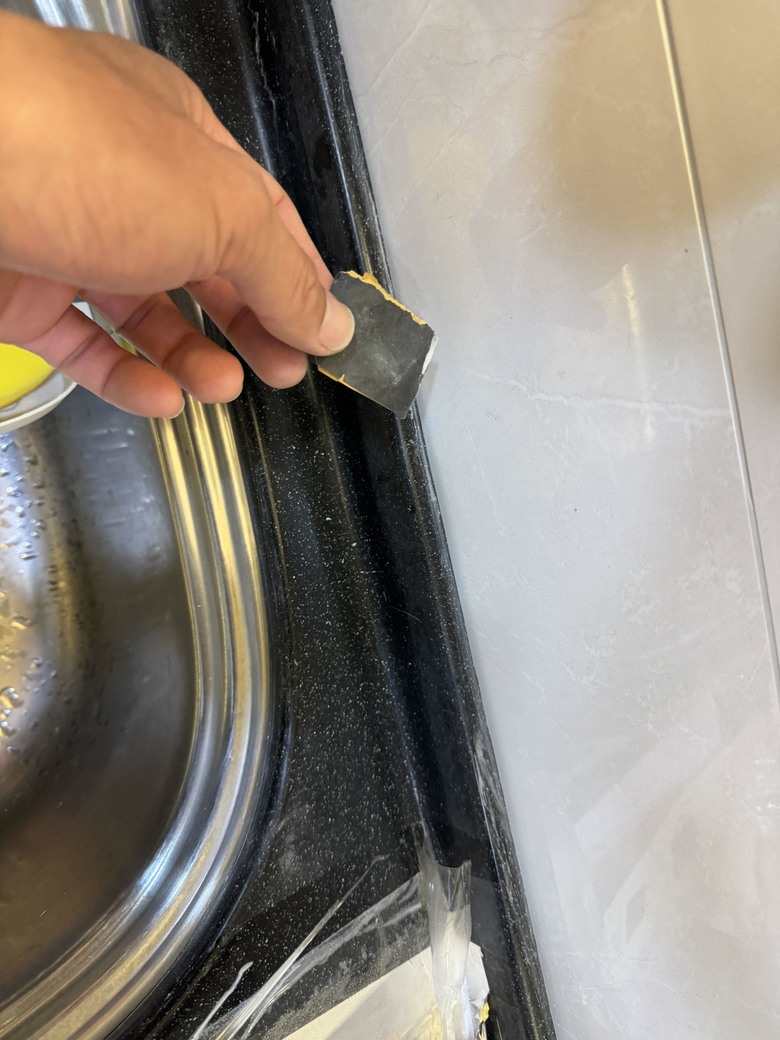 台灣水電工的日常-廚房silicone更新