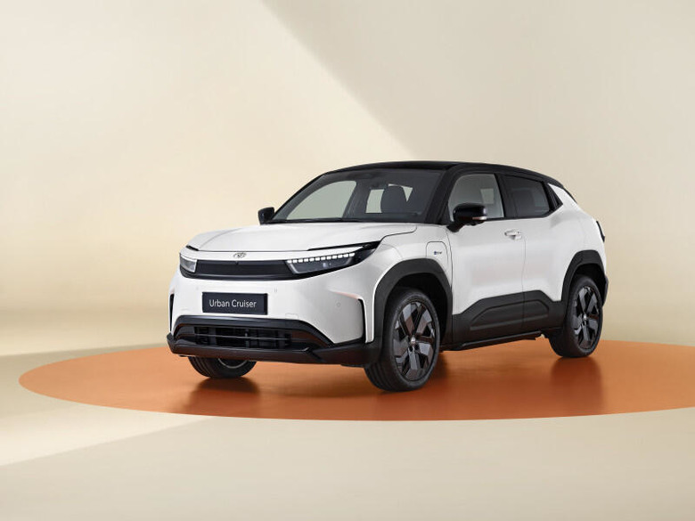 Toyota 近期在海外連續發表兩款純電休旅