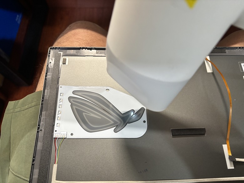 ROG SCAR 筆電摔地上了 DIY升級更換Mini-Led面板