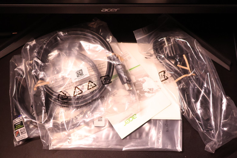 27寸2K 300Hz不用8000還附齊全功能支架 Acer XV272U F3開箱
