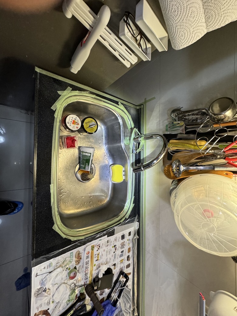 台灣水電工的日常-廚房silicone更新