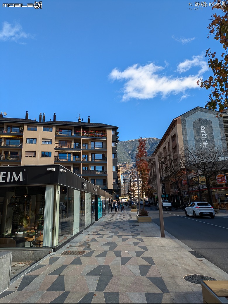 [大頭貓的海島] 藏在庇里牛斯山中的小國家 安道爾(Andorra)