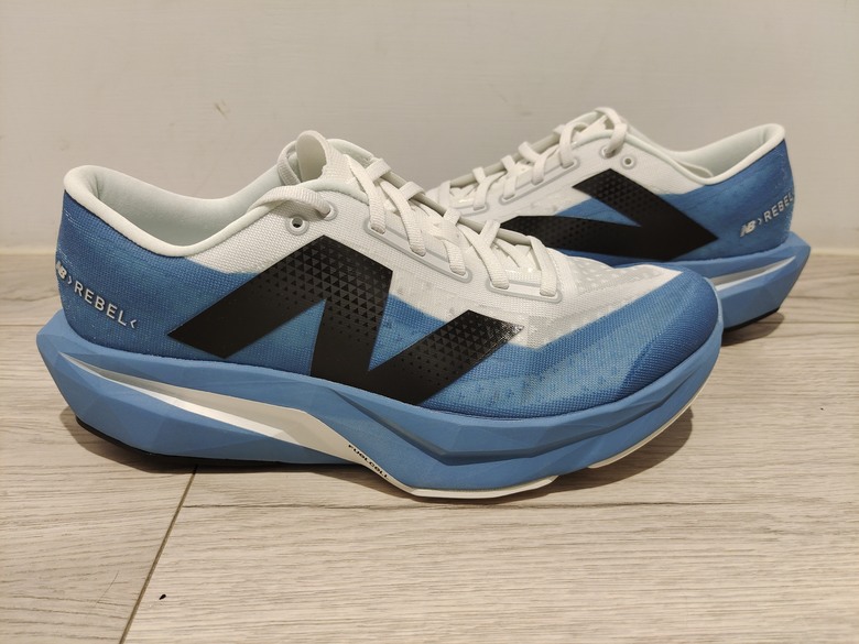 完全顛覆我的想像之New Balance Rebel v4 - 開箱分享