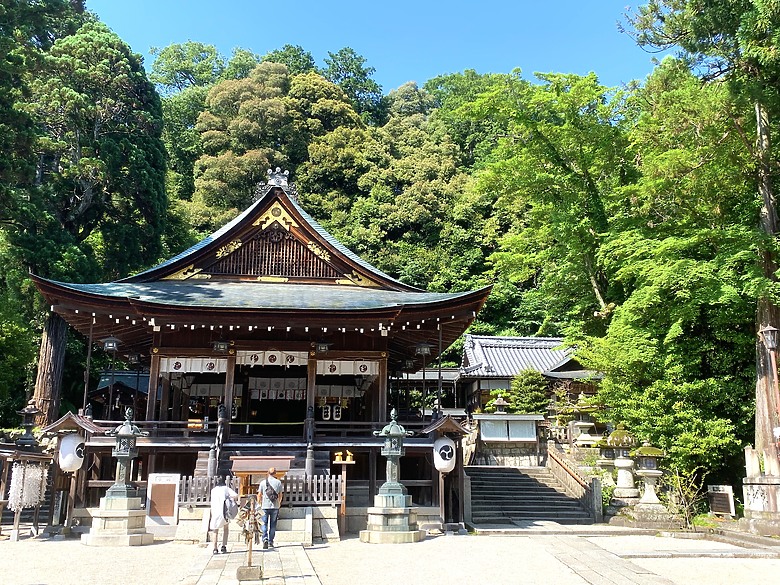 ＜日本＞2023關西~初雪食堂、八幡宮展望台、日弁禮八幡宮、琵琶湖