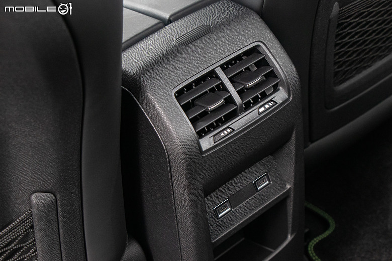 Peugeot 2008 Hybrid、408 Hybrid 新年式試駕｜定價下殺顯誠意，駕馭體驗再升級！