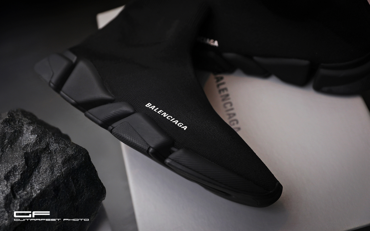 --是襪是鞋-- 巴黎世家 Balenciaga Speed Trainer 2.0 & YEEZY Pods之穿襪上路開箱分享