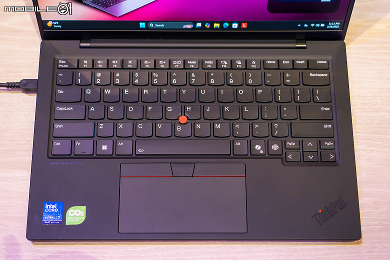 Lenovo ThinkPad X9 Aura Edition 東京直擊｜沒了小紅點，卻有這些厲害創新！