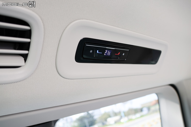 福斯商旅 Volkswagen ID.Buzz Pro S 試駕|承先啟後的經典味、豐富且出色的空間機能!