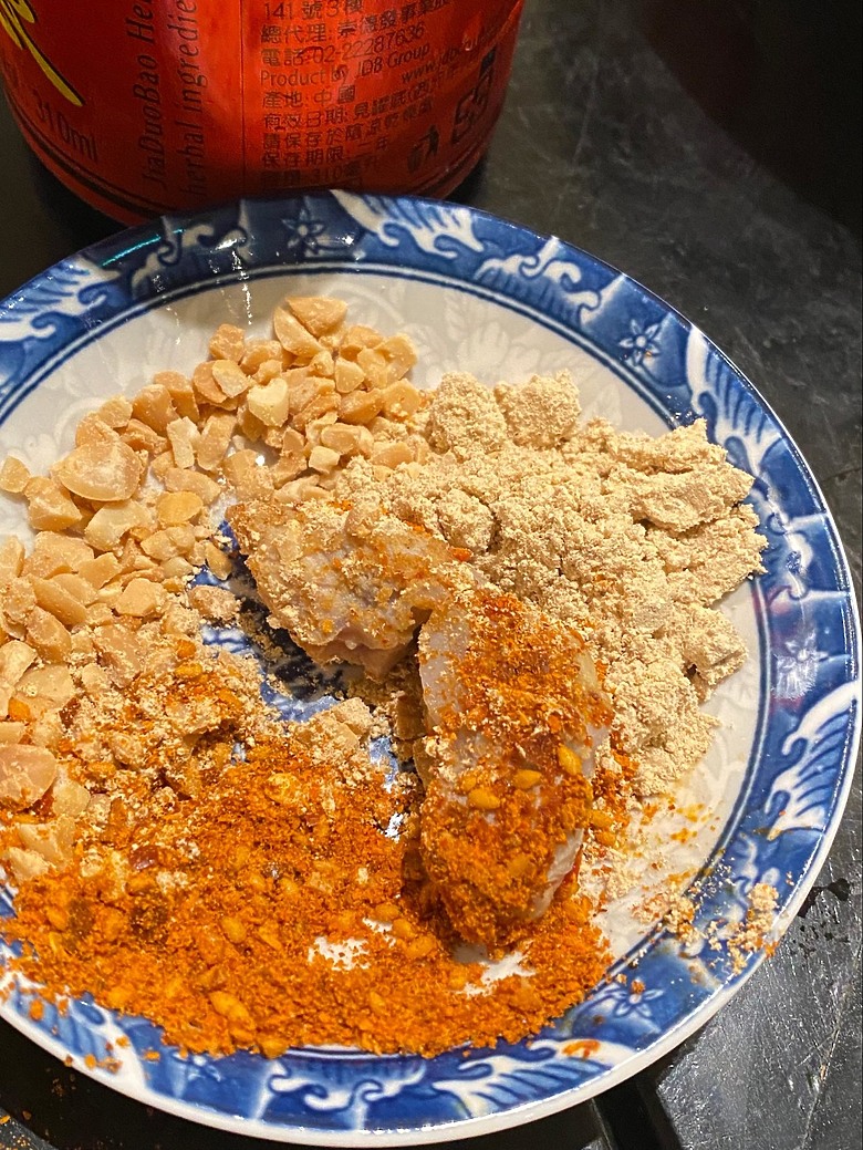 點我看大圖 【松菸食記】聚面 延吉街巷弄裡的串串麻辣火鍋,椰子雞湯,現煮桃膠,酥炸重慶小酥肉