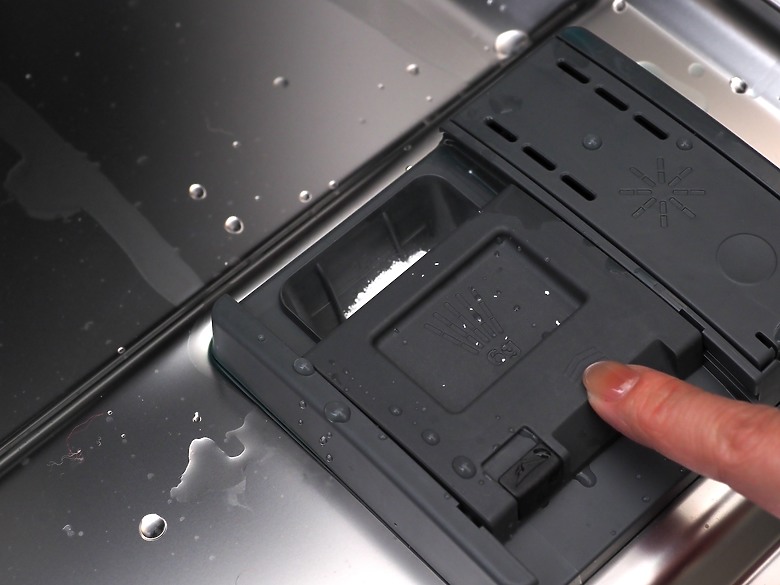 價格破壞者 海爾 H600 AI變頻獨嵌兩用洗碗機 讓洗碗不再是家人困擾～