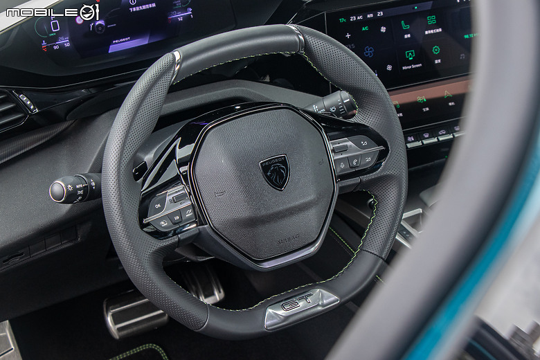 Peugeot 2008 Hybrid、408 Hybrid 新年式試駕|定價下殺顯誠意,駕馭體驗再升級!