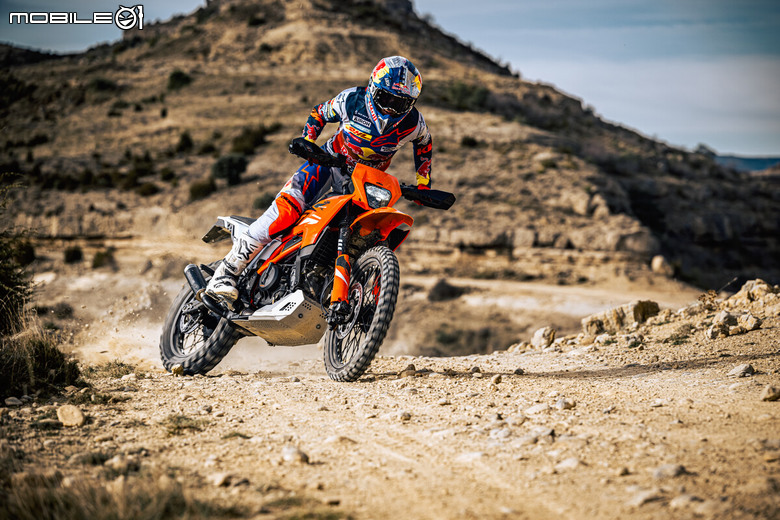 【海外新訊】2025 KTM 125 ENDURO R、KTM 390 ENDURO R 海外發表!