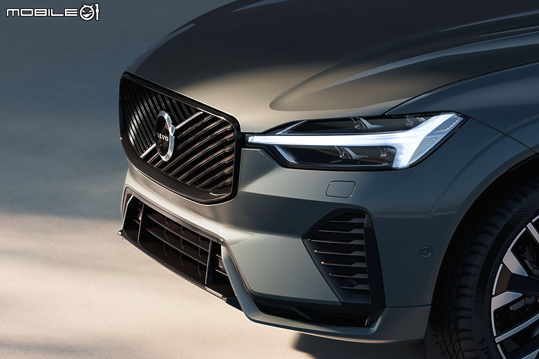 【國外新訊】Volvo 發佈新年式 XC60，外觀質感進化另換上全新車載系統！