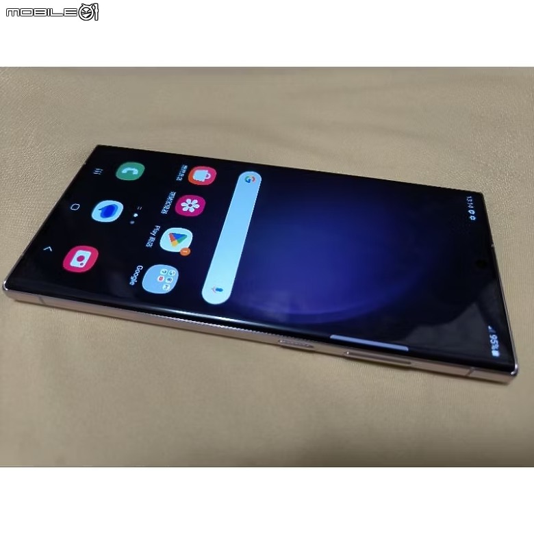 Galaxy AI S25 Ultra 鈦灰的沉穩色