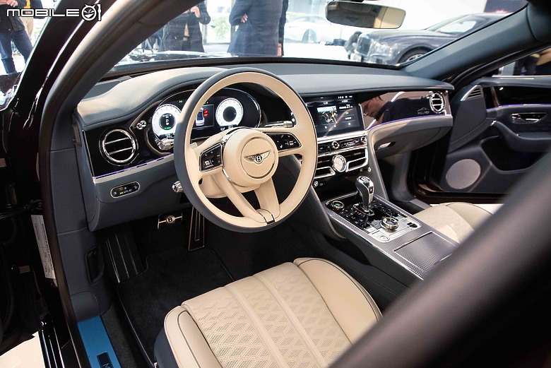 【採訪】雙車型自1780萬元起,挾帶最強動力之Bentley全新Flying Spur國內發表!