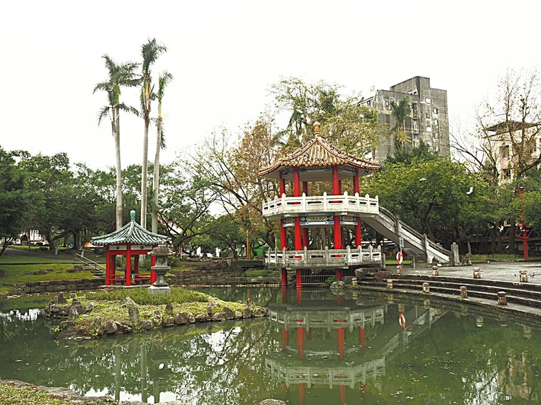 湯圍溝溫泉公園、麒麟酒店、成功國小舊禮堂與校長宿舍(moku旅人書店)、聖母醫院耶穌聖心堂、勉民堂、羅東中山公園、中興文化創意園區 — 礁溪溫泉旅館與羅東一日遊