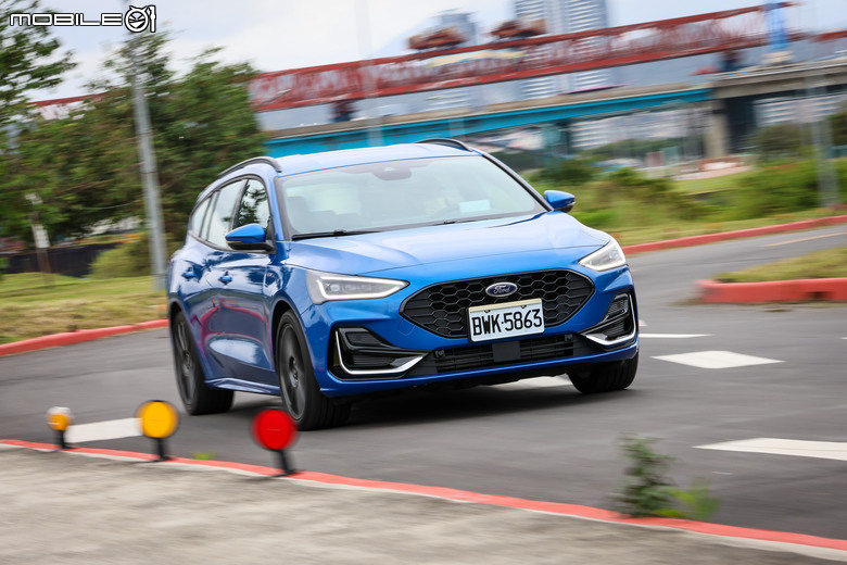 Ford Focus 新年式試駕|新增停車輔助功能、駕駛新手的好幫手!