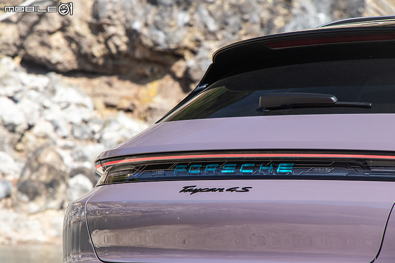 Porsche Taycan 4S Cross Turismo 小改款試駕|性能、續航大提升,還有難以取代的獨特性!