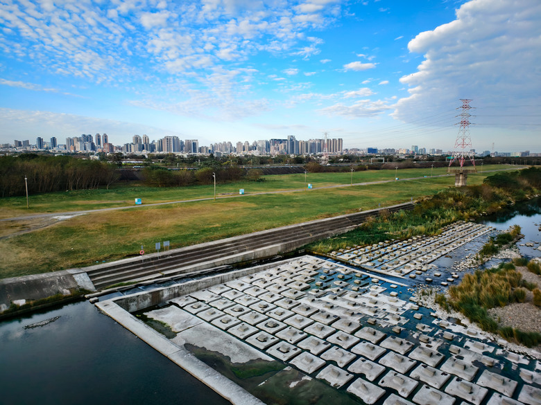 頭前溪南岸自行車道|竹北高鐵站→竹東大橋→內灣