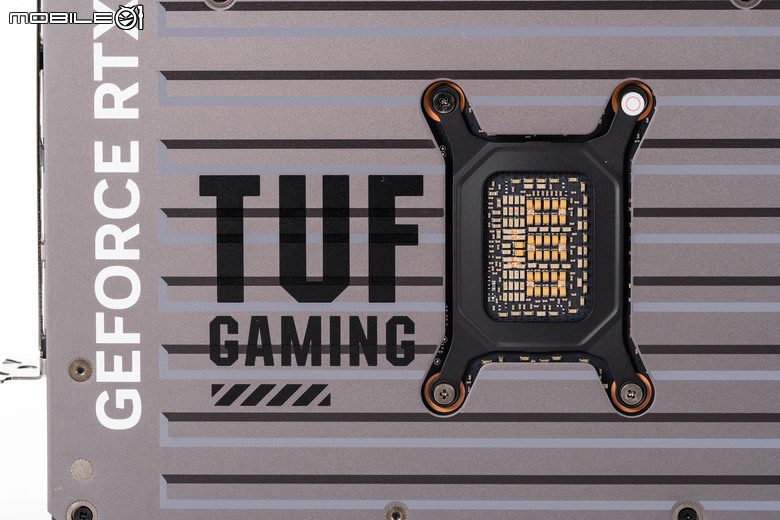 ASUS TUF GeForce RTX 5070 Ti O16G GAMING 顯示卡開箱實測 以優異散熱性能帶來效能加值的超頻卡選擇