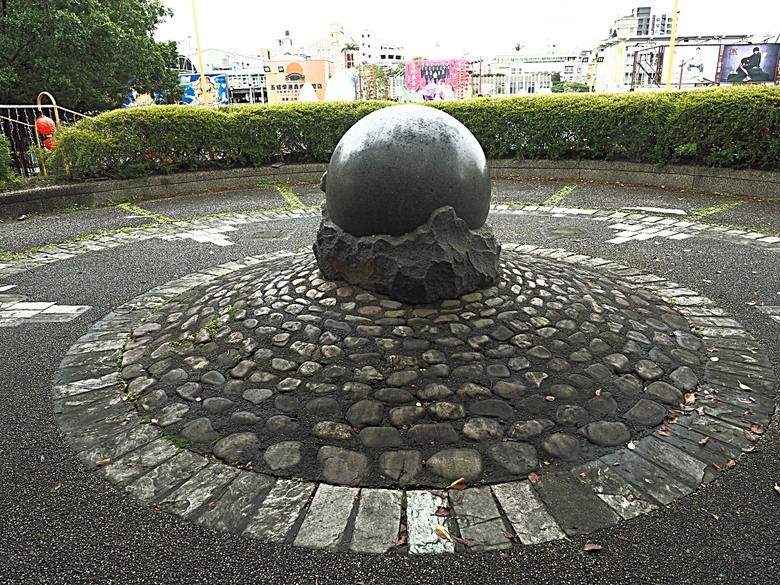 湯圍溝溫泉公園、麒麟酒店、成功國小舊禮堂與校長宿舍(moku旅人書店)、聖母醫院耶穌聖心堂、勉民堂、羅東中山公園、中興文化創意園區 — 礁溪溫泉旅館與羅東一日遊