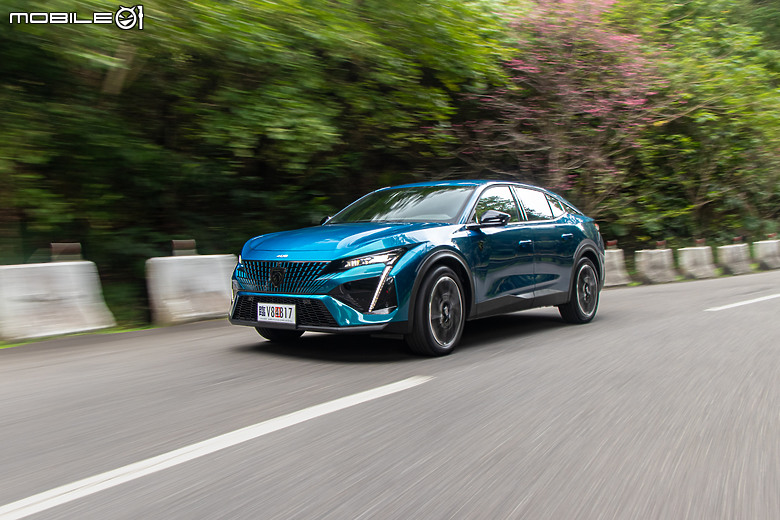 Peugeot 2008 Hybrid、408 Hybrid 新年式試駕|定價下殺顯誠意,駕馭體驗再升級!