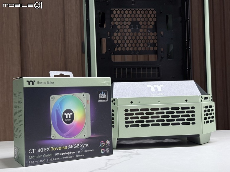 透視 The Tower 家族新成員! Tower 250 ITX機殼