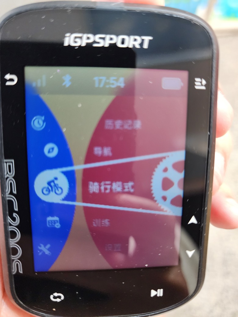 最便宜的-彩色款iGPSport BSC200S不專業開箱（加導航測試篇）