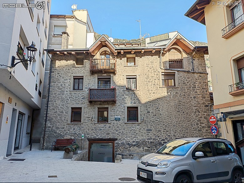 [大頭貓的海島] 藏在庇里牛斯山中的小國家 安道爾(Andorra)