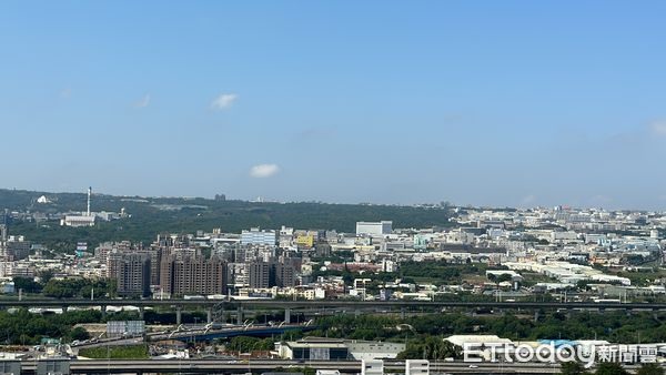 主導最大自辦重劃惹弊案，楊文欣「A4紙地主」黑幕再被議
