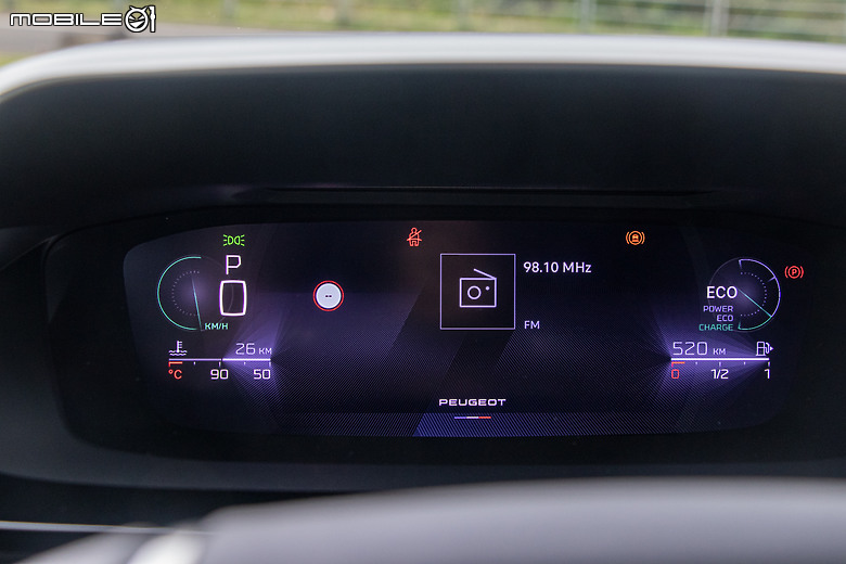 Peugeot 2008 Hybrid、408 Hybrid 新年式試駕｜定價下殺顯誠意，駕馭體驗再升級！