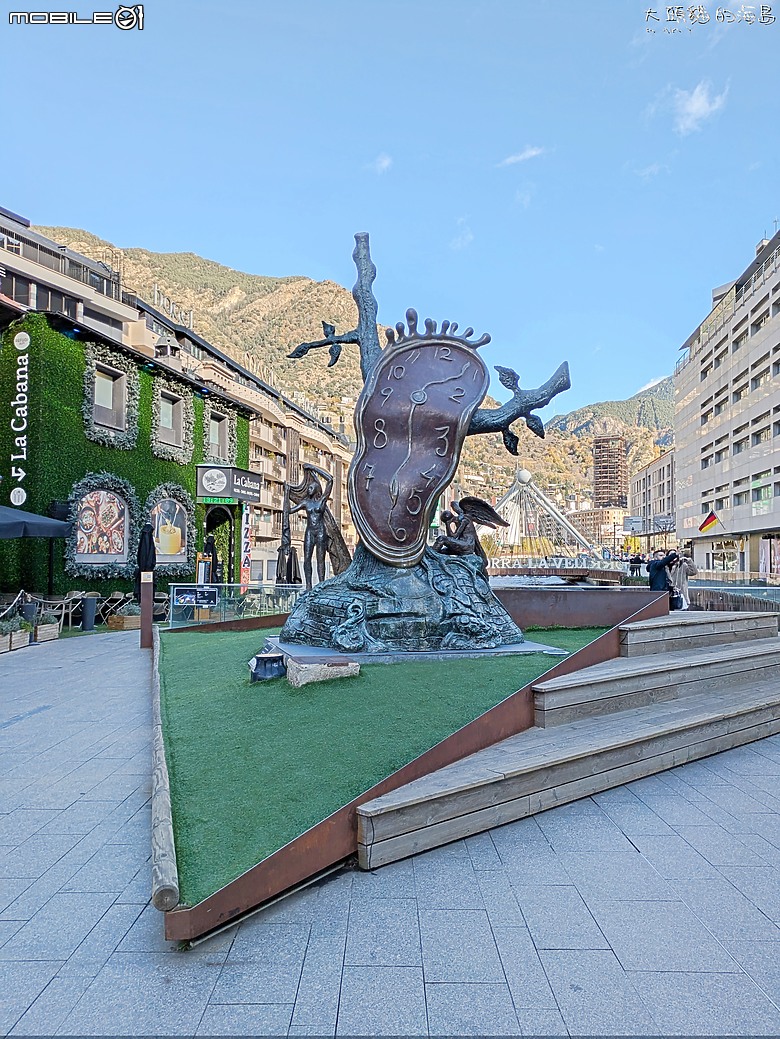 [大頭貓的海島] 藏在庇里牛斯山中的小國家 安道爾(Andorra)