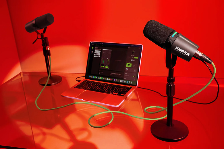 百年老牌 SHURE 揭智慧麥克風 MV7i，首款內建錄音介面可直連樂器！