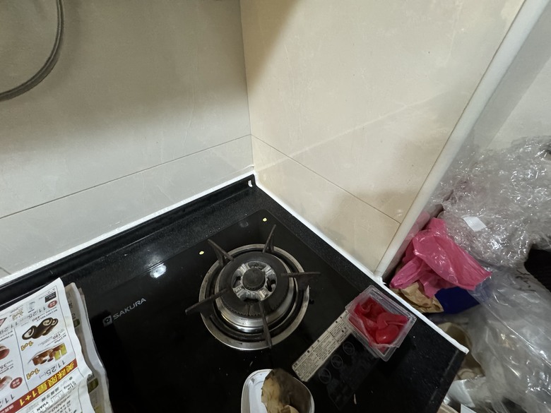 台灣水電工的日常-廚房silicone更新