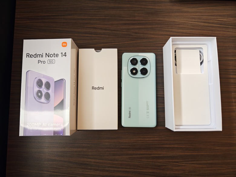 點我看大圖 除夕西門團圓feat. Redmi note 14 pro