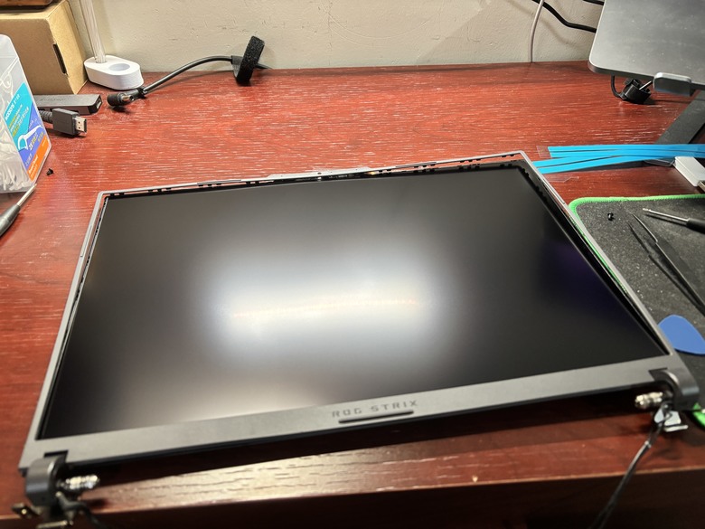 ROG SCAR 筆電摔地上了 DIY升級更換Mini-Led面板