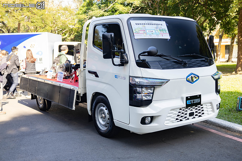 2025年國內新車上市資訊總整理 Part.2|熱門休旅集中下半年,包含RAV4、Forester、Tucson、Sportage都有望迎來改款!