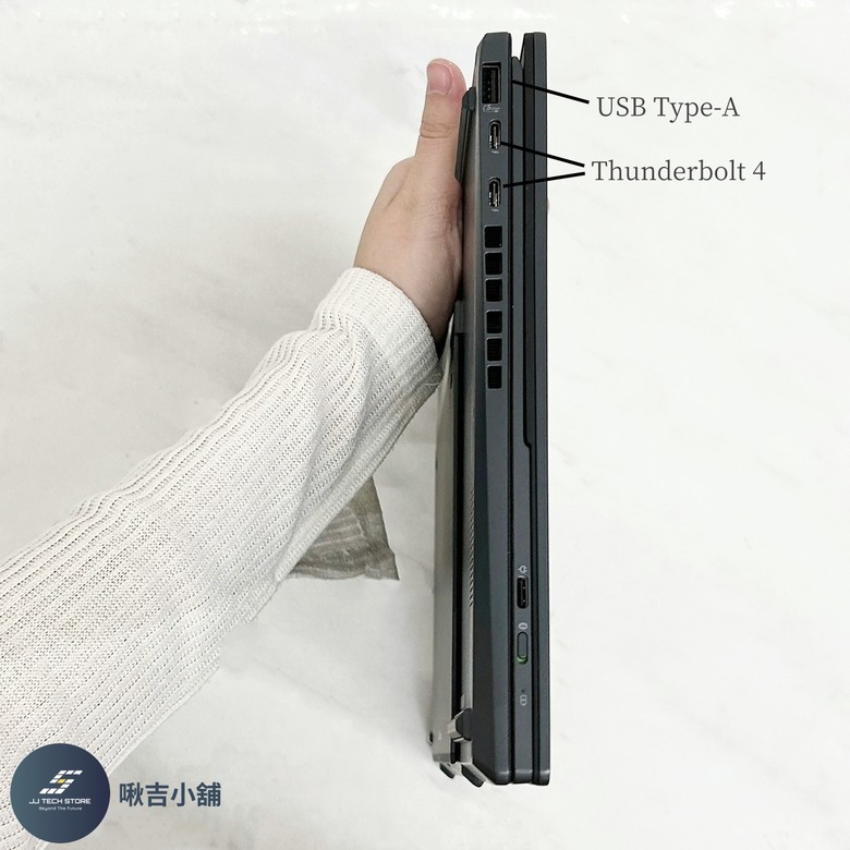開箱&分享 ASUS Zenbook DUO (2024) UX8406 🖥️(全實拍及開箱影片)