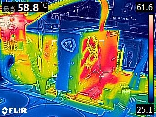 微星 GeForce RTX 5070 Ti 16G GAMING TRIO OC PLUS 顯示卡開箱實測 以大型散熱設計壓制效能提升熱情