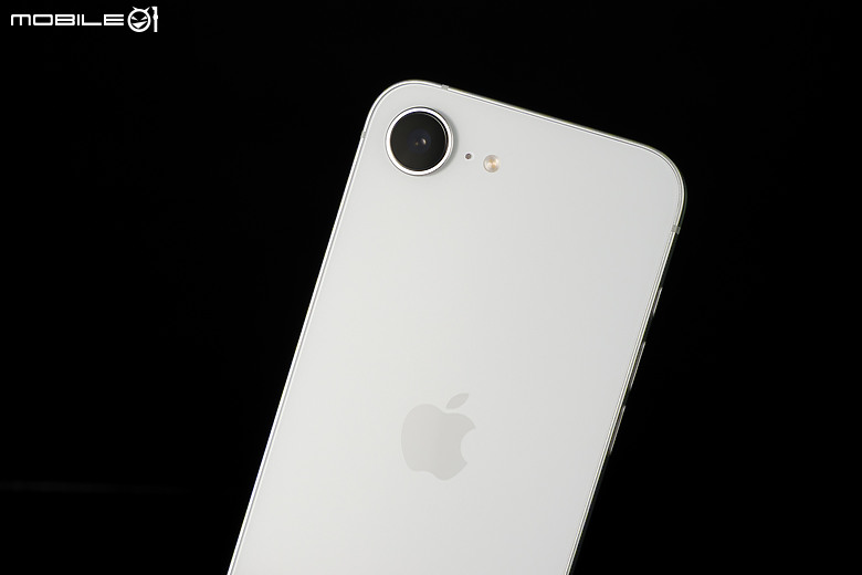 iPhone 16e速試|功能差異一次看懂!ft.iPhone 16