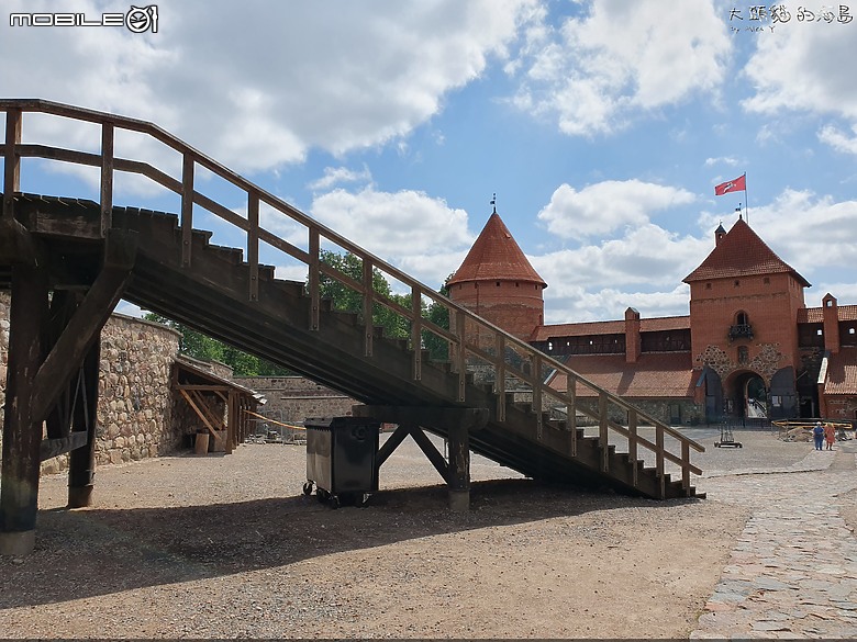 [大頭貓的海島] 立陶宛 特拉凱的湖上城堡 (Lithuania, Trakai)