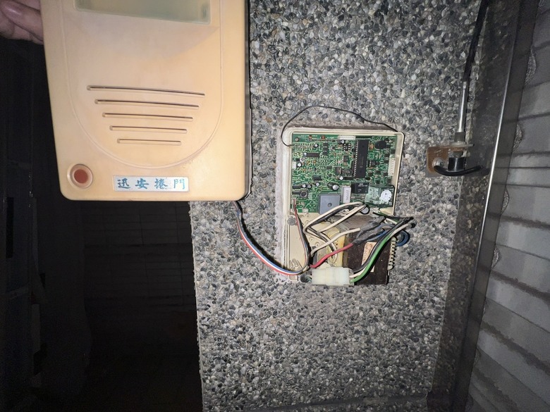 電捲門更換系統
