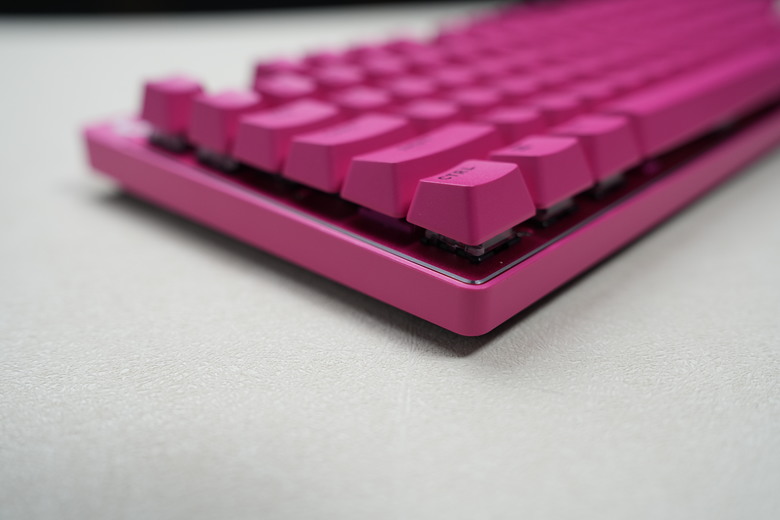 羅技G PRO X TKL RAPID 開箱｜磁軸快速觸發奪得先機