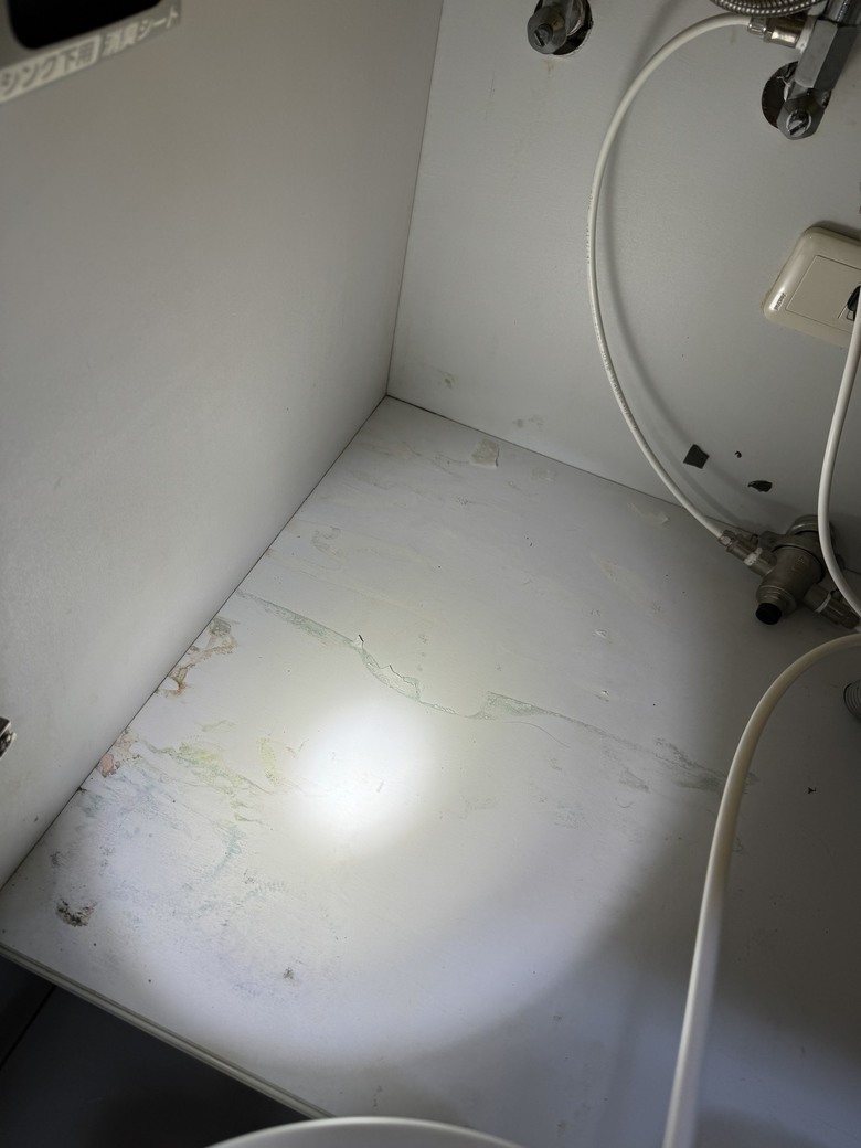 台灣水電工的日常-廚房silicone更新