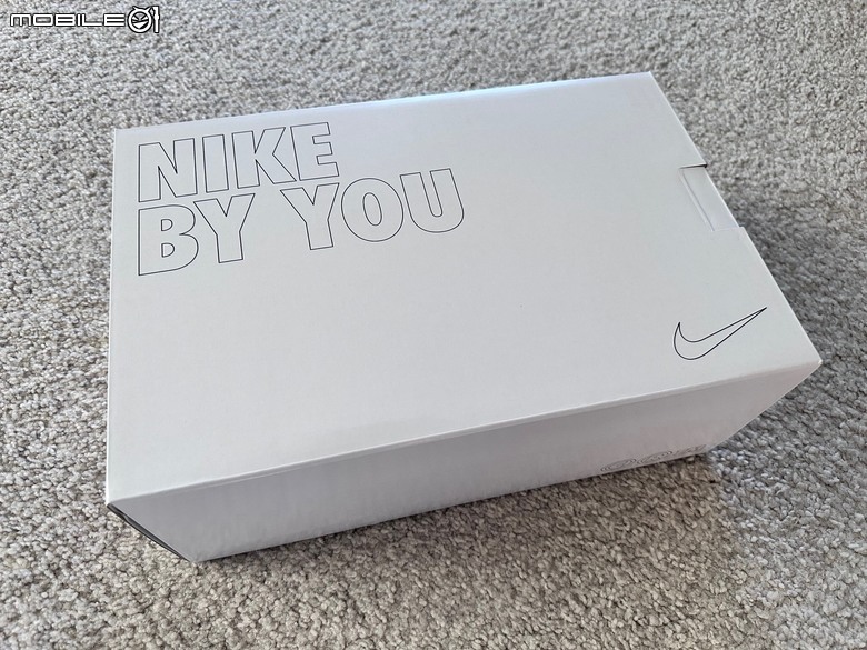 點我看大圖 Nike By You