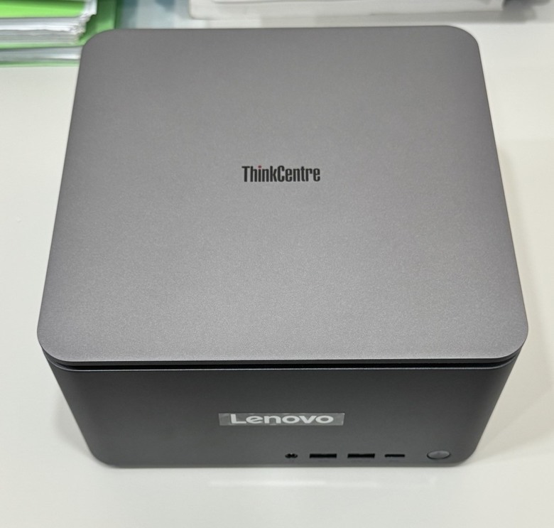 Lenovo ThinkCentre Neo Ultra
