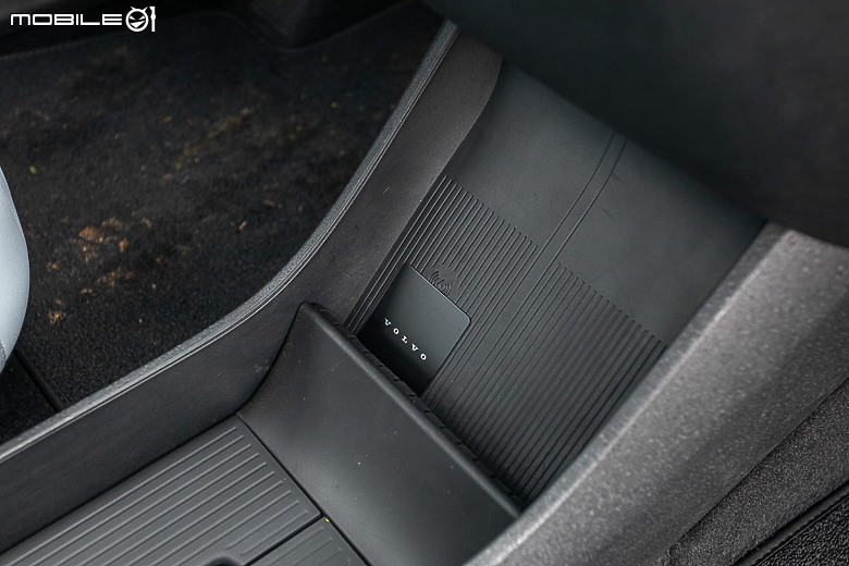 Volvo EX30 Twin Motor Performance 試駕｜ 有型、有趣但不容小覷的純電小休旅！