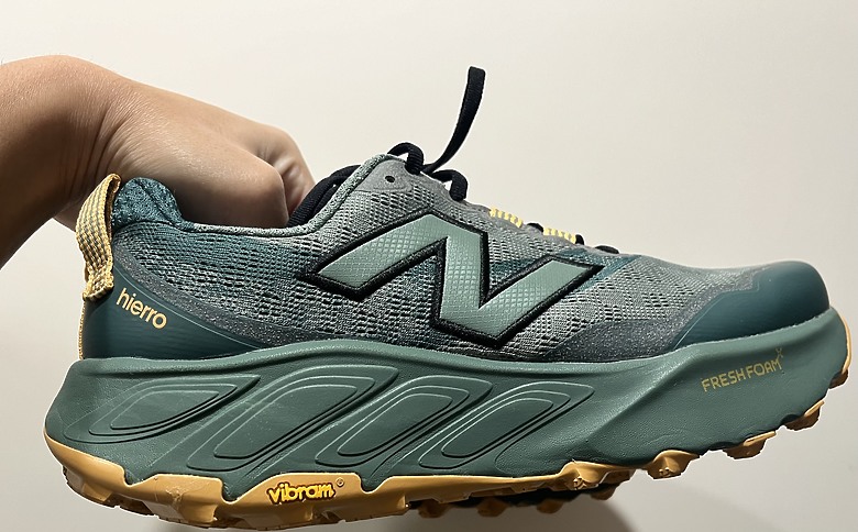 點我看大圖 微開箱新品|New Balance Hierro v9越野鞋|順遊東眼山