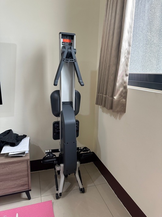 老婆的復健工具BGYM W600划船機開箱