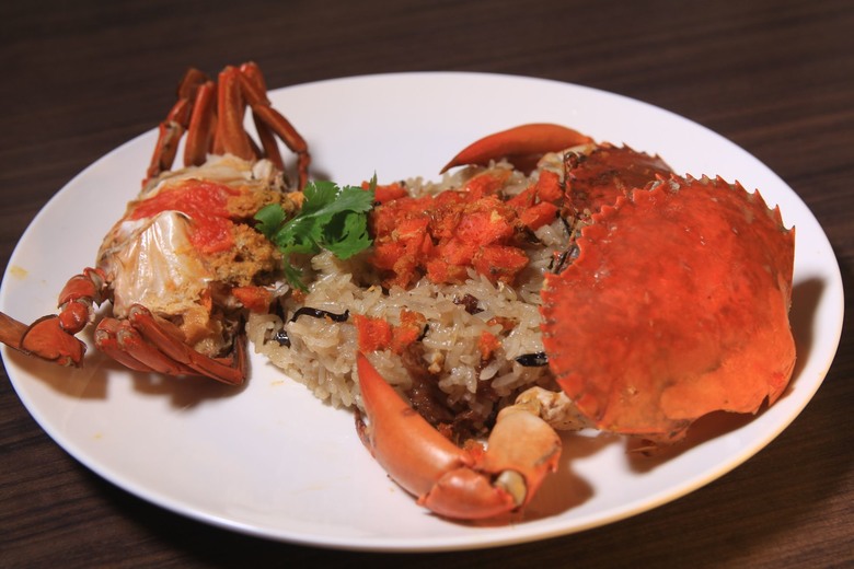 屋小春深暖,豪廈廣陌寒~為老婆料理的我的私房年菜(紅蟳米糕)